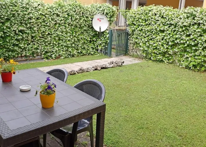 La Casa Di Davide Con Giardino E Garage *