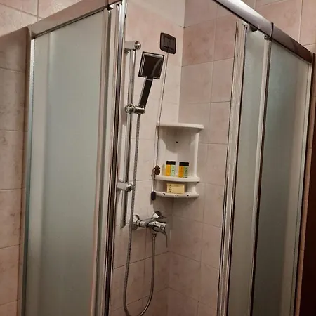 La Casa Di Davide Con Giardino E Garage * Verona