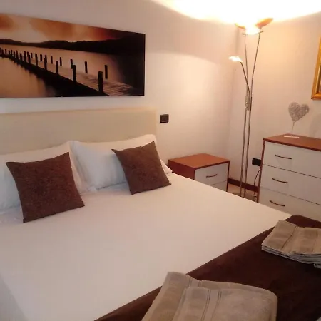 La Casa Di Davide Con Giardino E Garage Lägenhet Verona