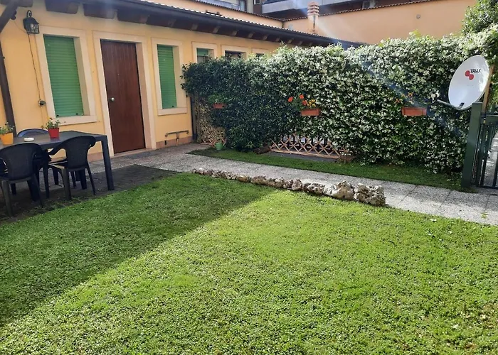 La Casa Di Davide Con Giardino E Garage *