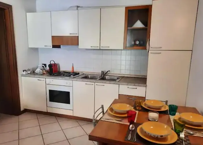 Διαμέρισμα La Casa Di Davide Con Giardino E Garage Βερόνα