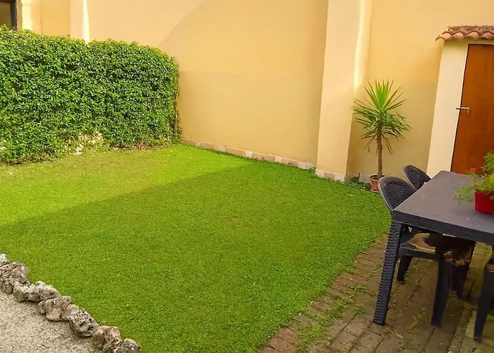 דירה La Casa Di Davide Con Giardino E Garage *