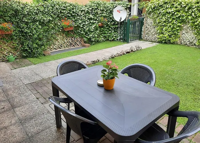 דירה La Casa Di Davide Con Giardino E Garage *