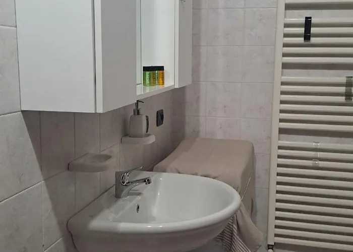 La Casa Di Davide Con Giardino E Garage *