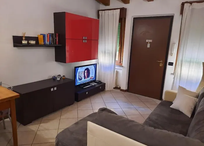 La Casa Di Davide Con Giardino E Garage * ורונה